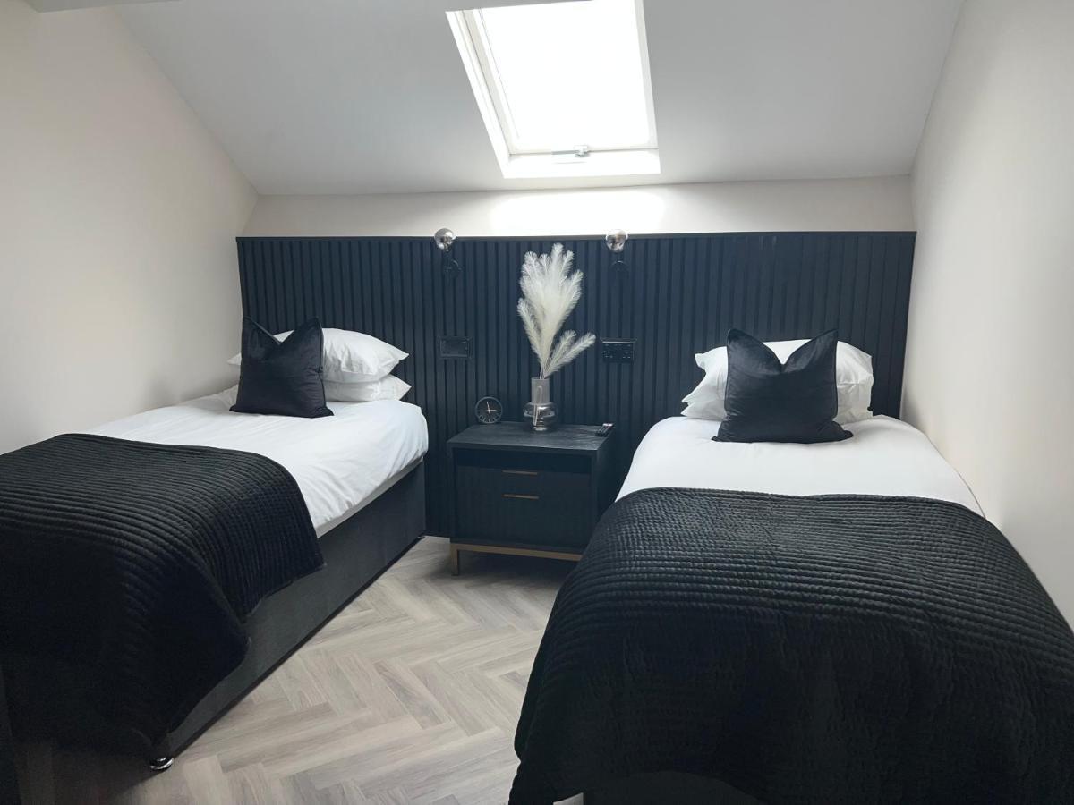 128 Anfield Road Hotel Ливърпул Екстериор снимка