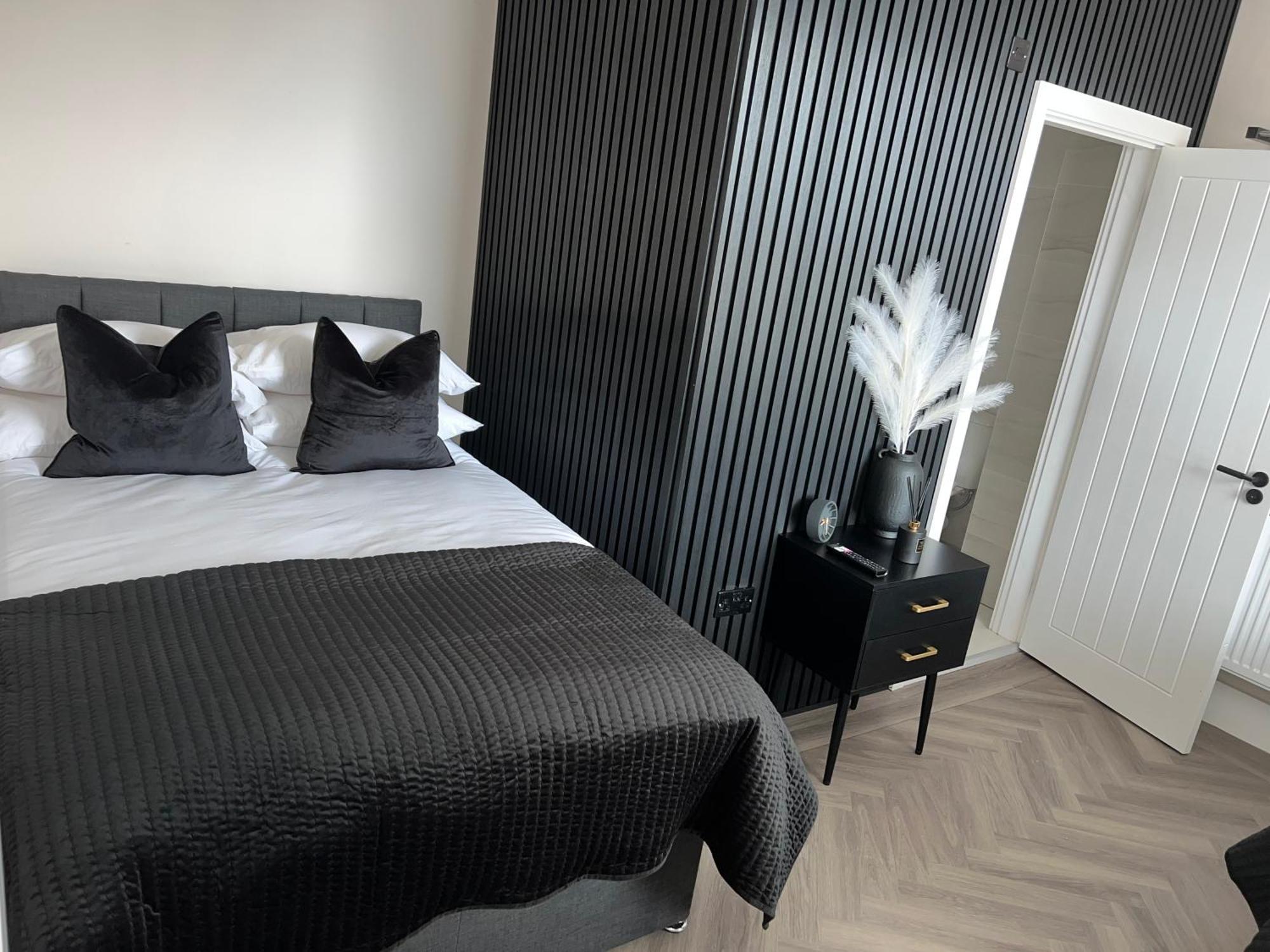 128 Anfield Road Hotel Ливърпул Екстериор снимка